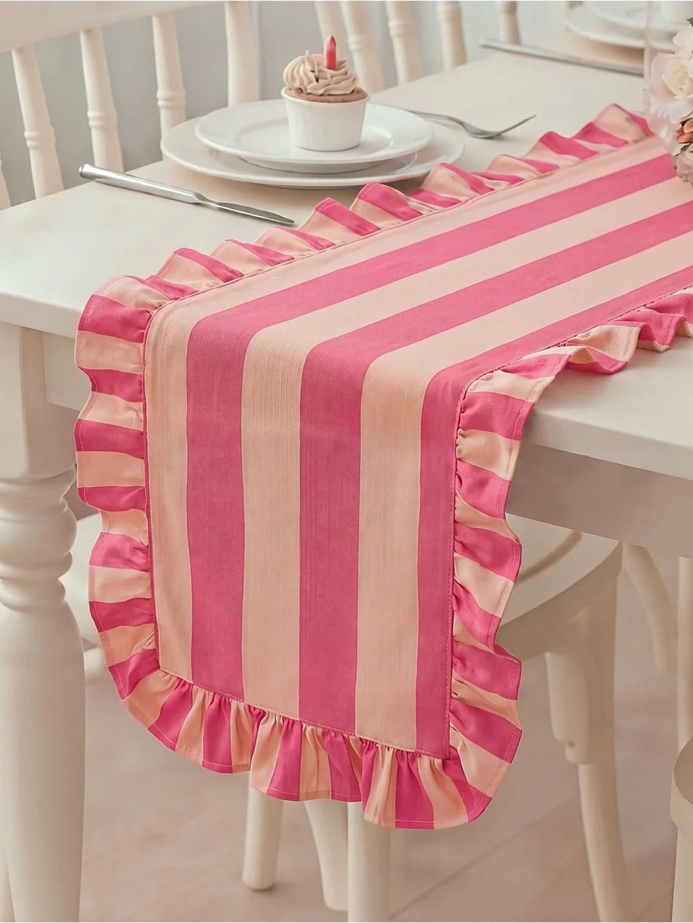 Ruffle Edge Striped Table Runner - 118 X 15.7 Inch